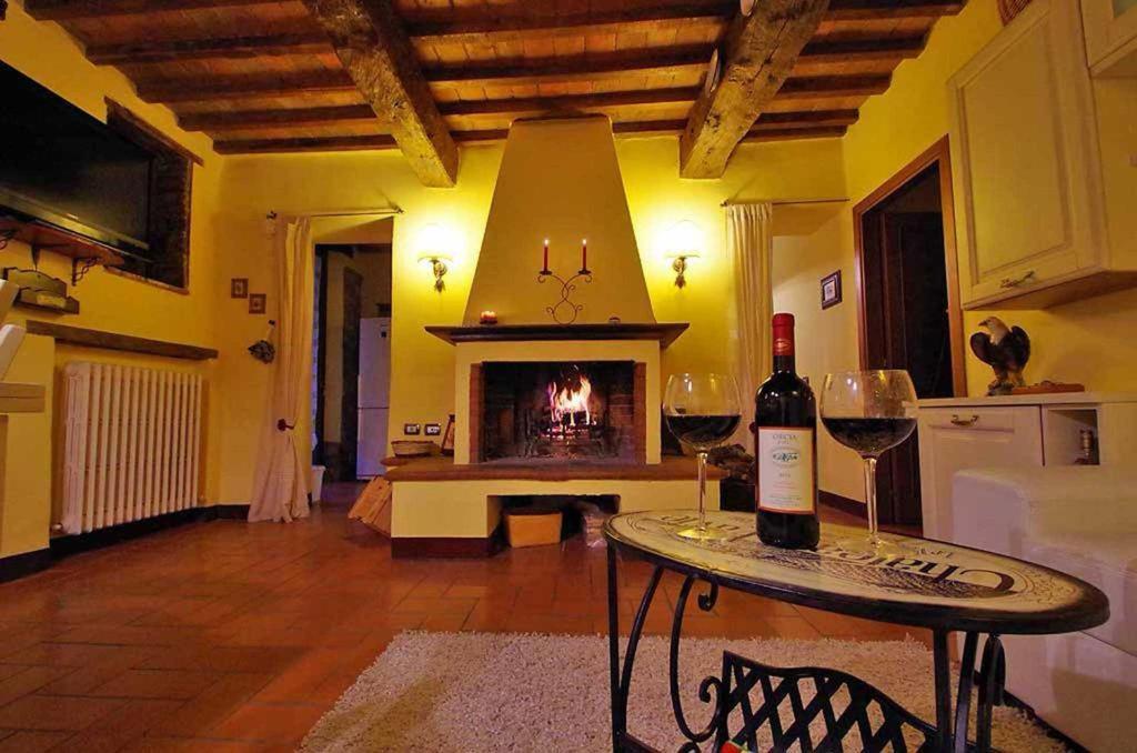רדיקופאני Cottage Le Ginestre Con Piscina In Val D'Orcia מראה חיצוני תמונה